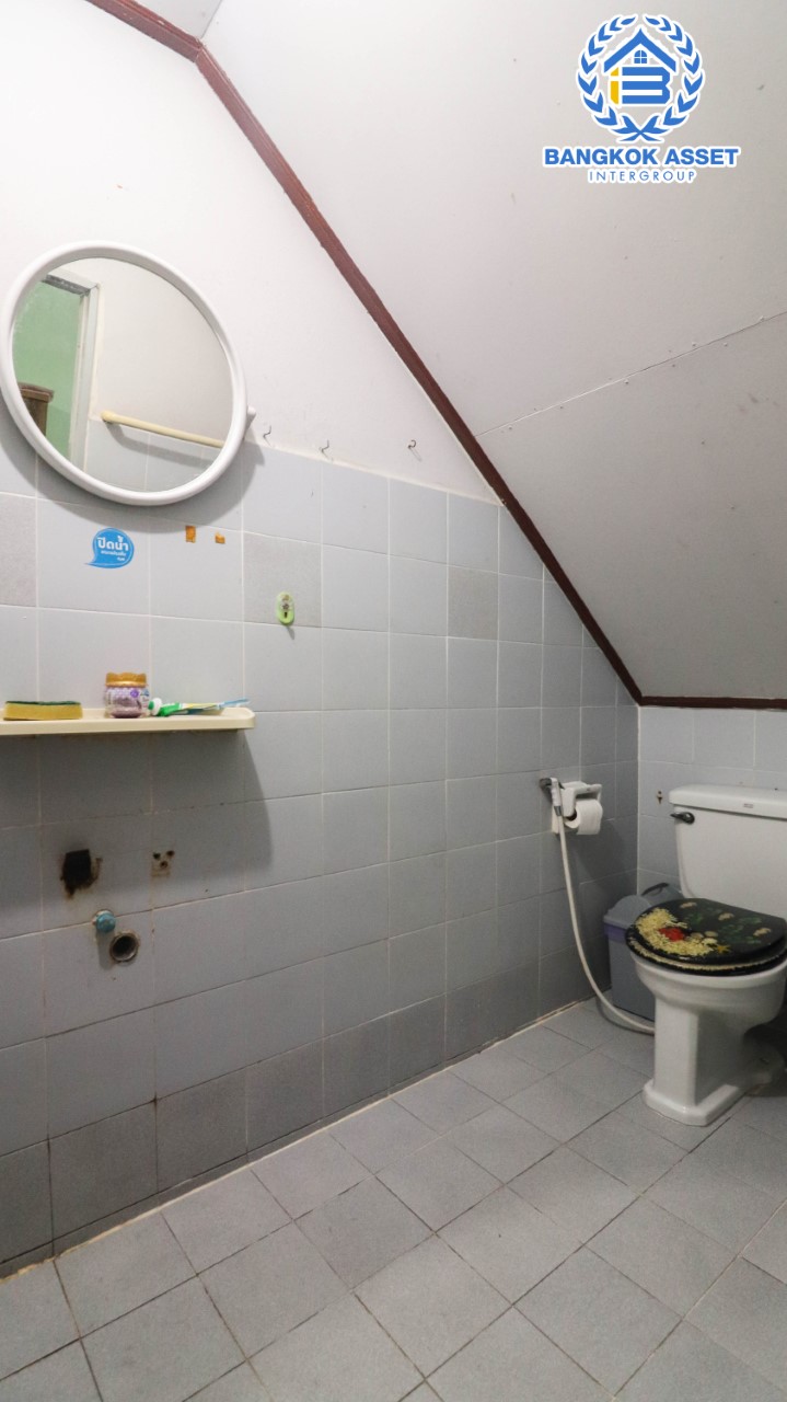 *****ทาวน์เฮ้าส์มือสอง นนทบุรี ม.มนวดีพาร์ค กาญจนาภิเษก เนื้อที่กว้าง 16 ตร.ว. ฟังก์ชัน 2 ห้องนอน 2 ห้องน้ำ 1 ที่จอดรถ ภายในสภาพสวย มาพร้อมราคาสุดคุ้ม! บนทำเลเดินทางสะดวก เชื่อมต่อถนนกาญจนาภิเษก ถนนรัตนาธิเบศร์ ใกล้รถไฟฟ้าสายสีม่วง "สถานีคลองบางไผ่" และใกล้จุดขึ้นทางด่วน "กาญจนาภิเษก" จองเลย!